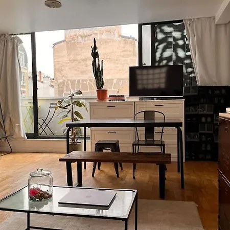 Studio, Terrace With Rooftop View/2p Apartment Paris